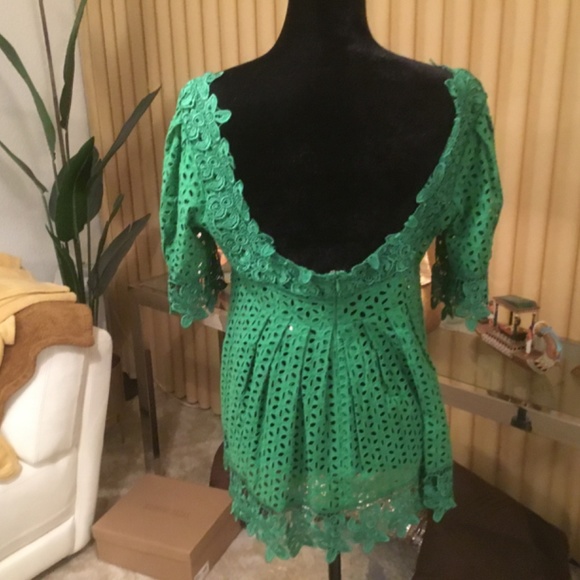 MODA International smock eyelet puff sleeve top - Picture 2 of 15